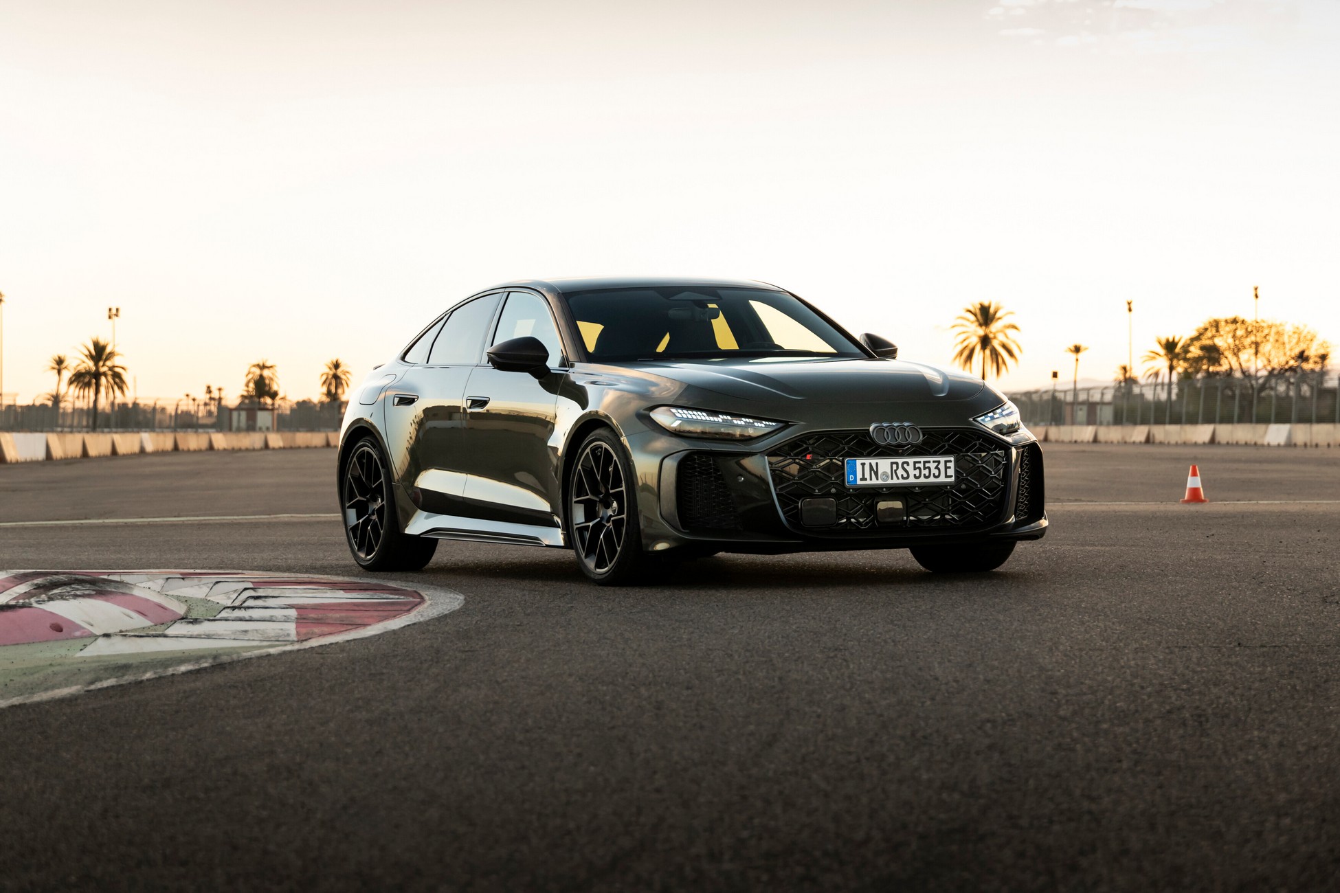 2026-audi-rs5-limo_03 2026-audi-rs5-limo_03