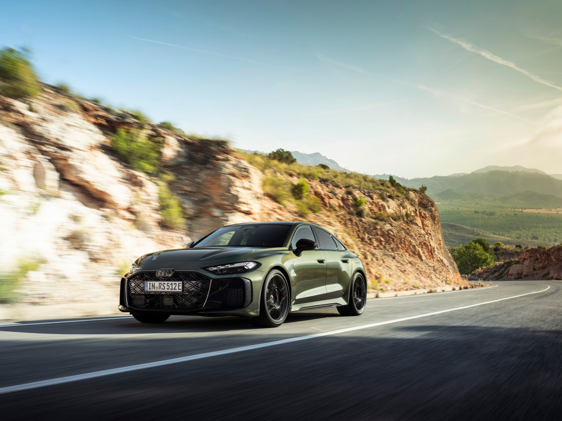 2026-audi-rs5-limo_01 2026-audi-rs5-limo_01