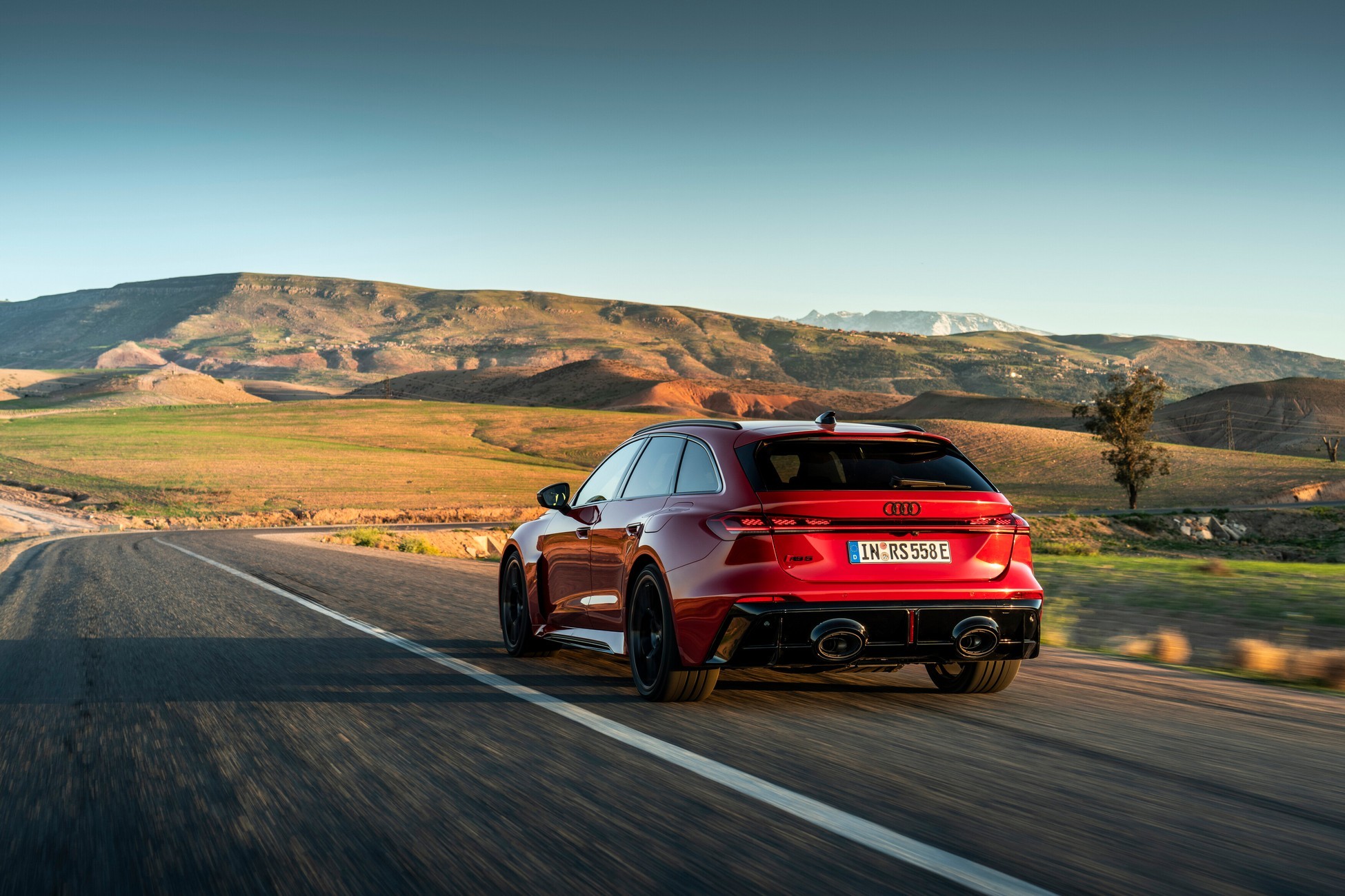 2026-audi-rs5-avant_03 2026-audi-rs5-avant_03